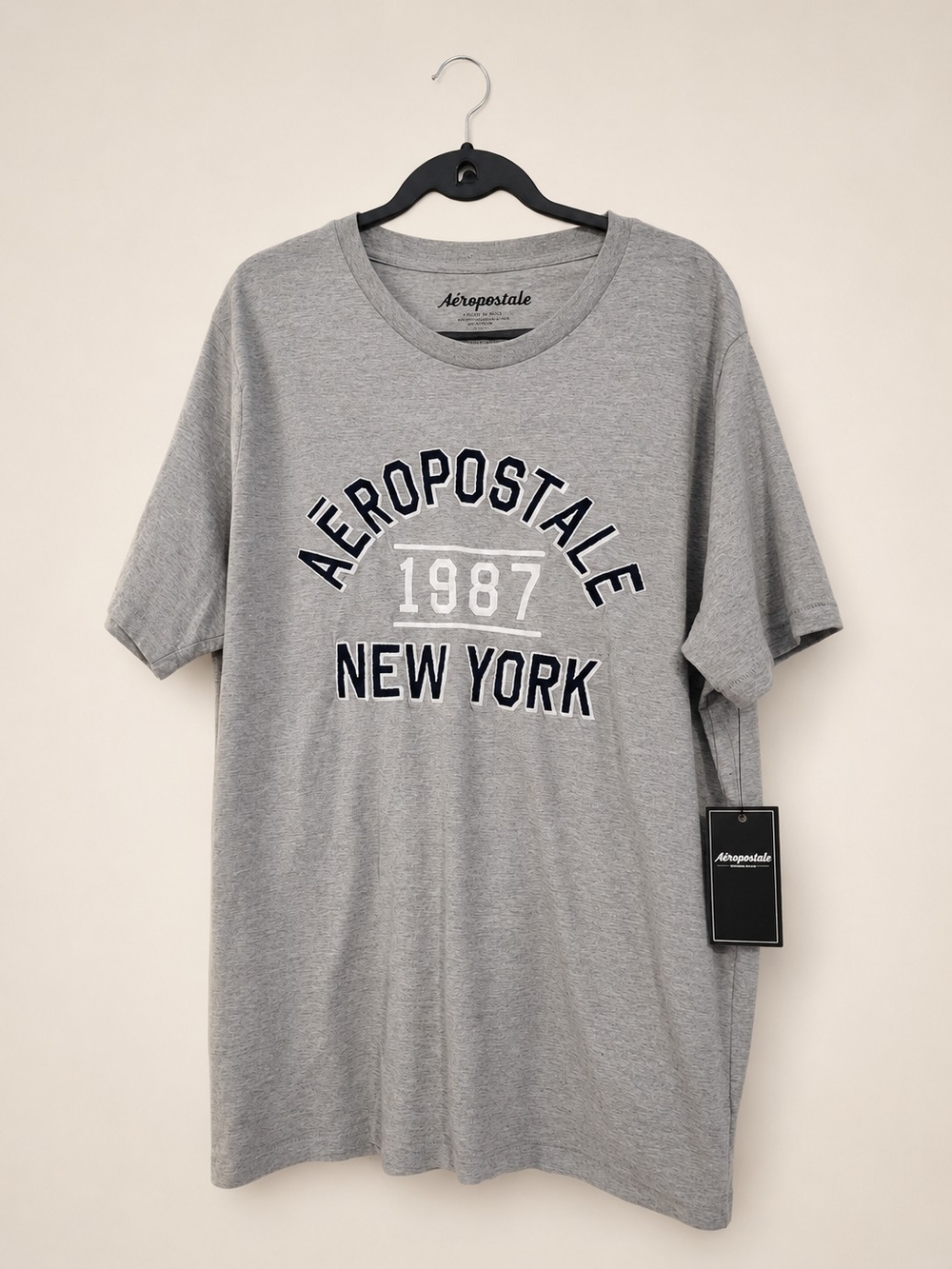 Aeropostale Light Gray Tee with Navy & White '1987 New York' Graphic